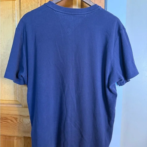 Tommy Hilfiger Men's Classic Navy Tee - Picture 3 of 6